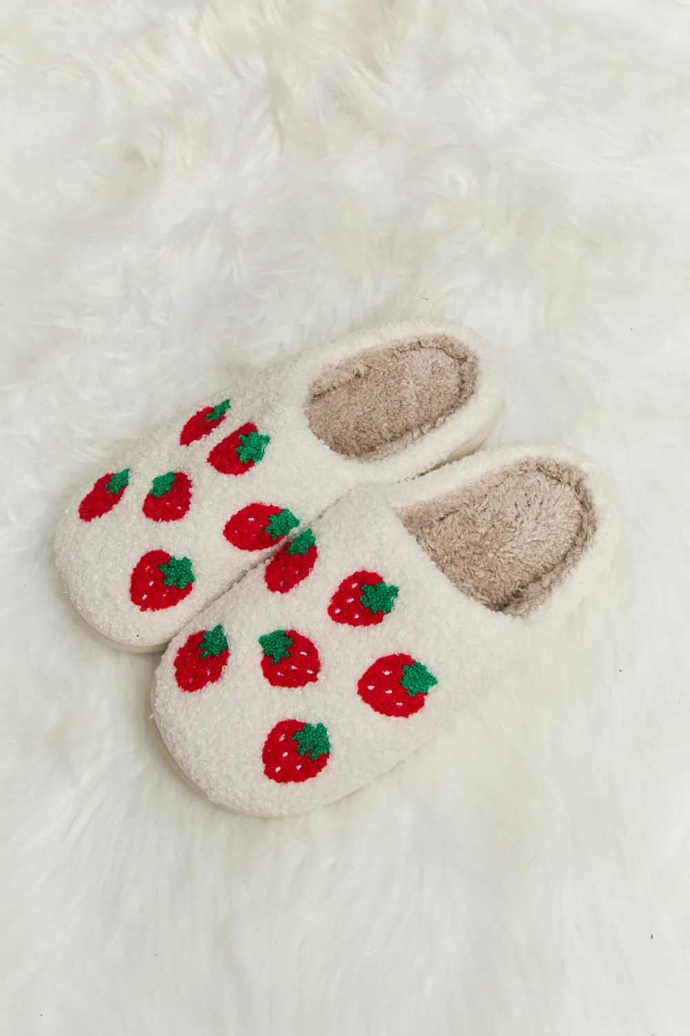 * APP EXCLUSIVE* Strawberry Plush Slide Slippers