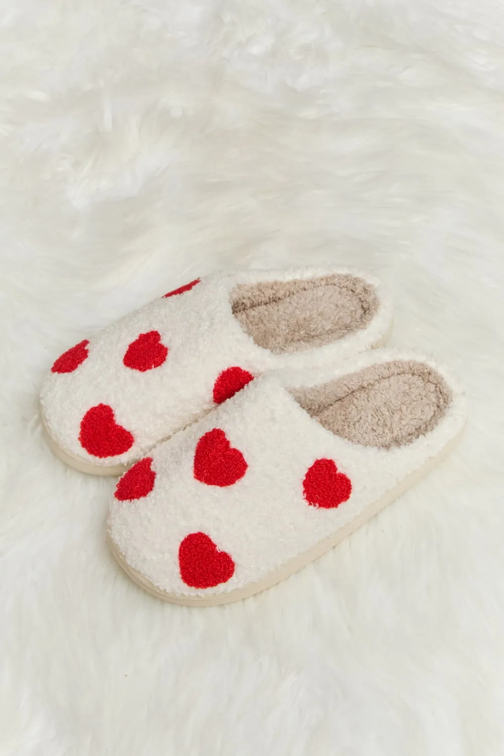 * APP EXCLUSIVE* Strawberry Plush Slide Slippers