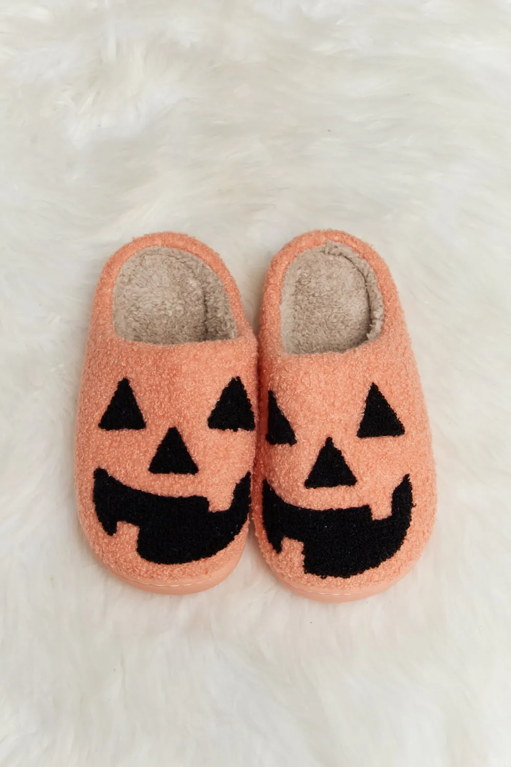 * APP EXCLUSIVE* Strawberry Plush Slide Slippers