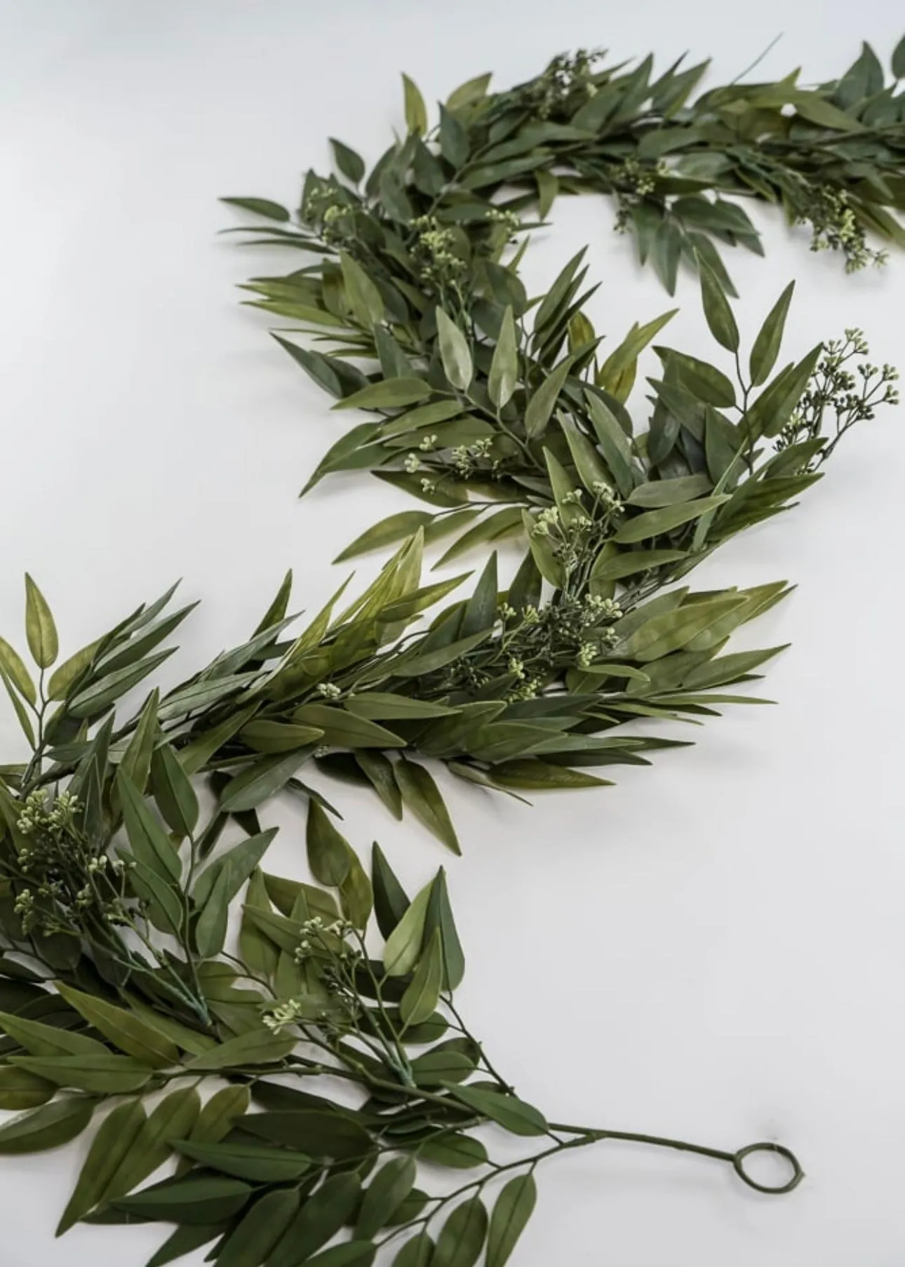 Blade Eucalyptus garland 6’