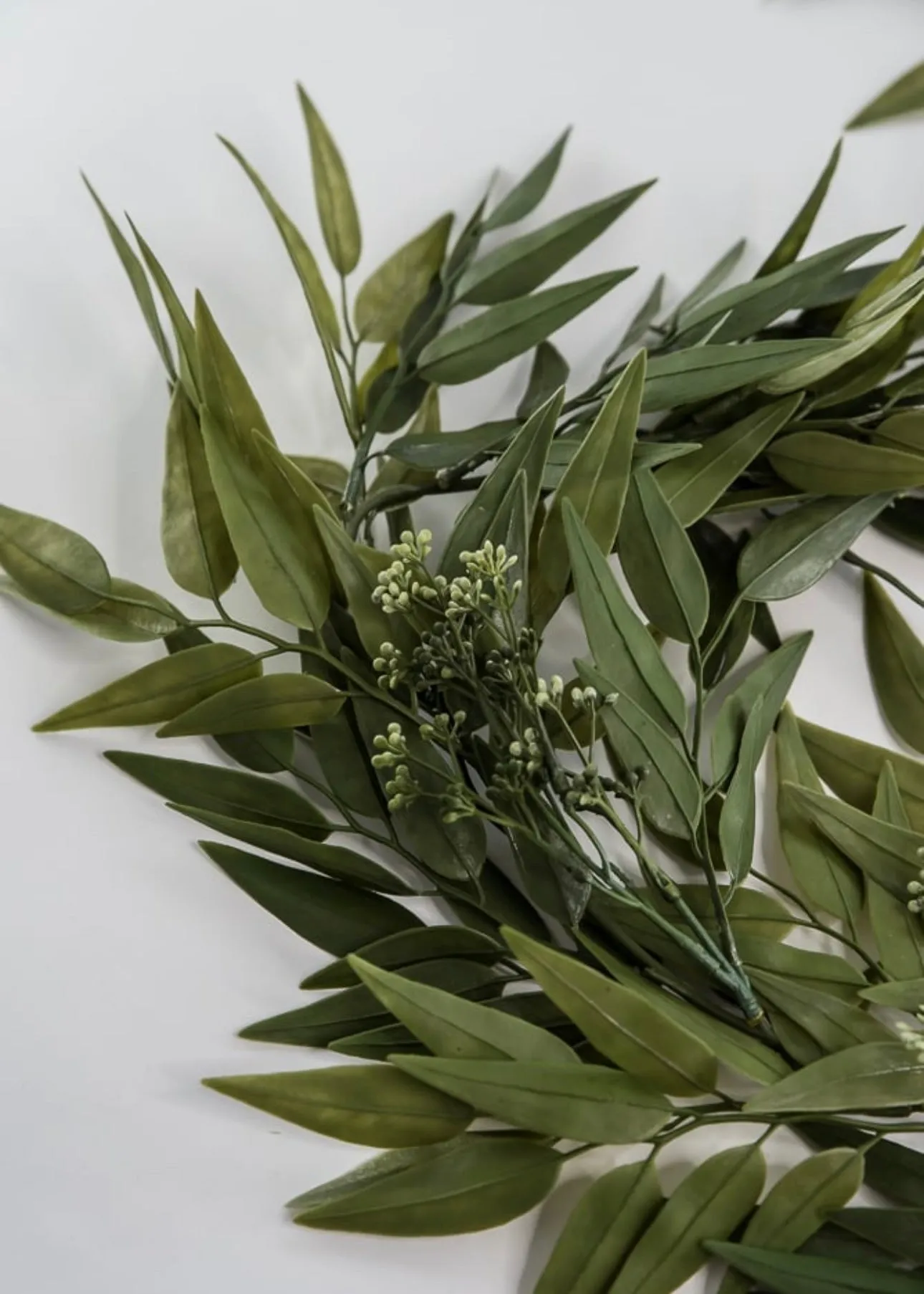 Blade Eucalyptus garland 6’