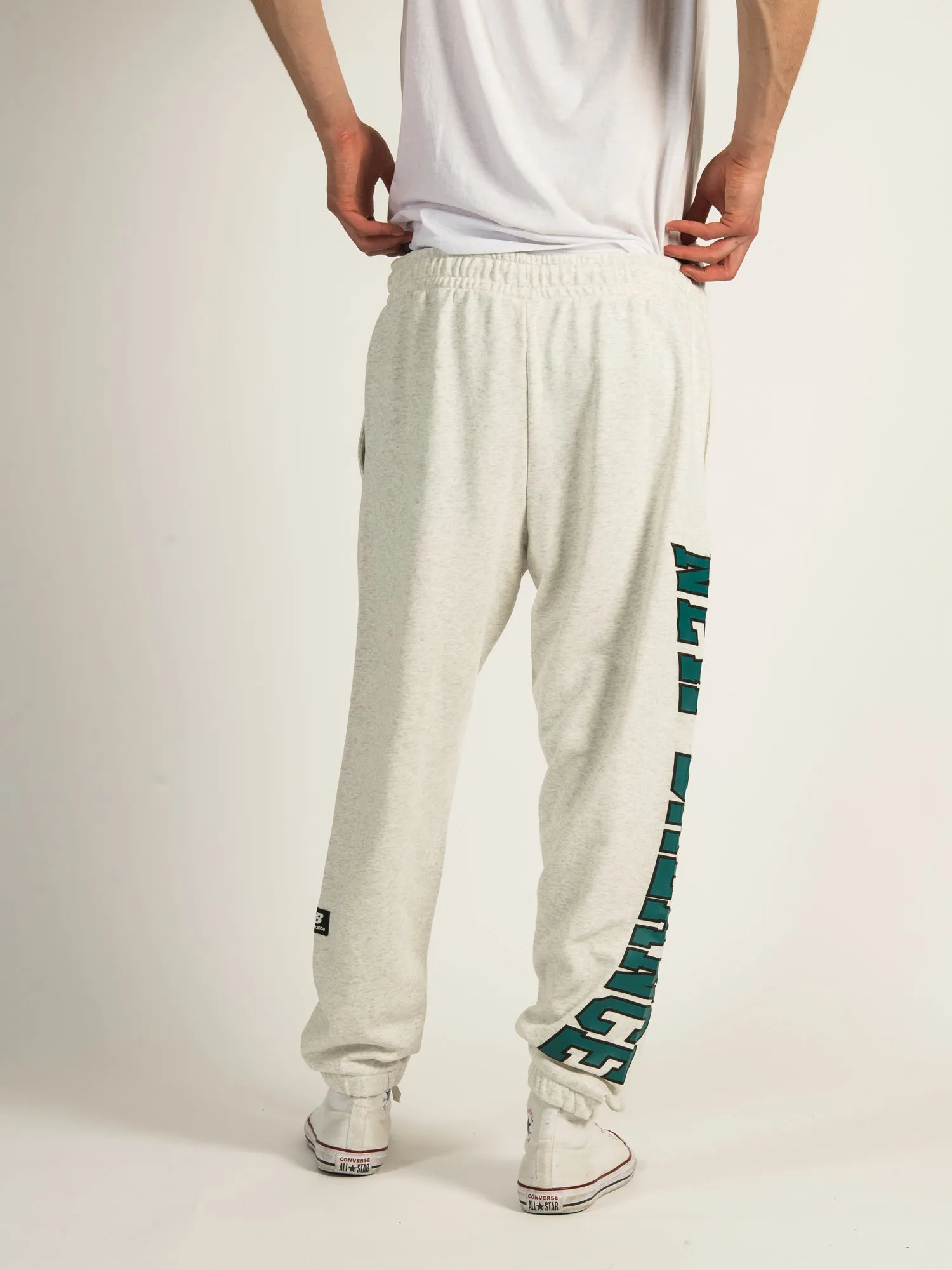 NEW BALANCE UNI-ESSENTIAL WARPED SWEATPANTS - CLEARANCE