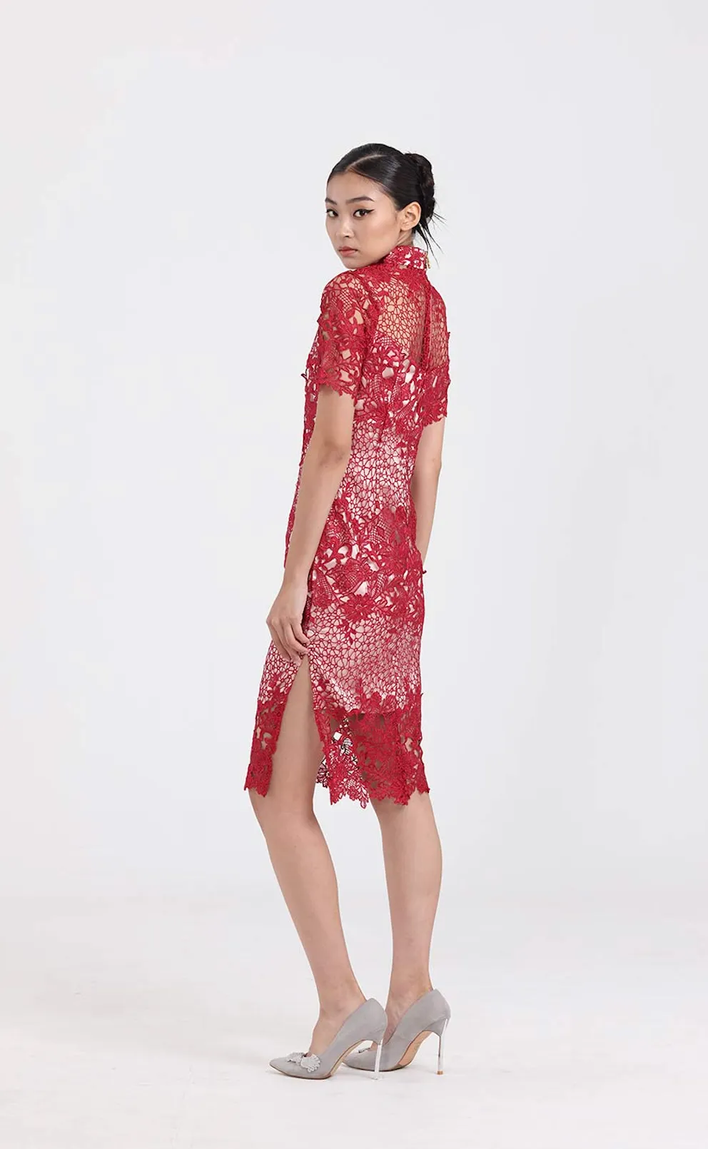 Red Floral Lace Quarter Sleeves Qipao