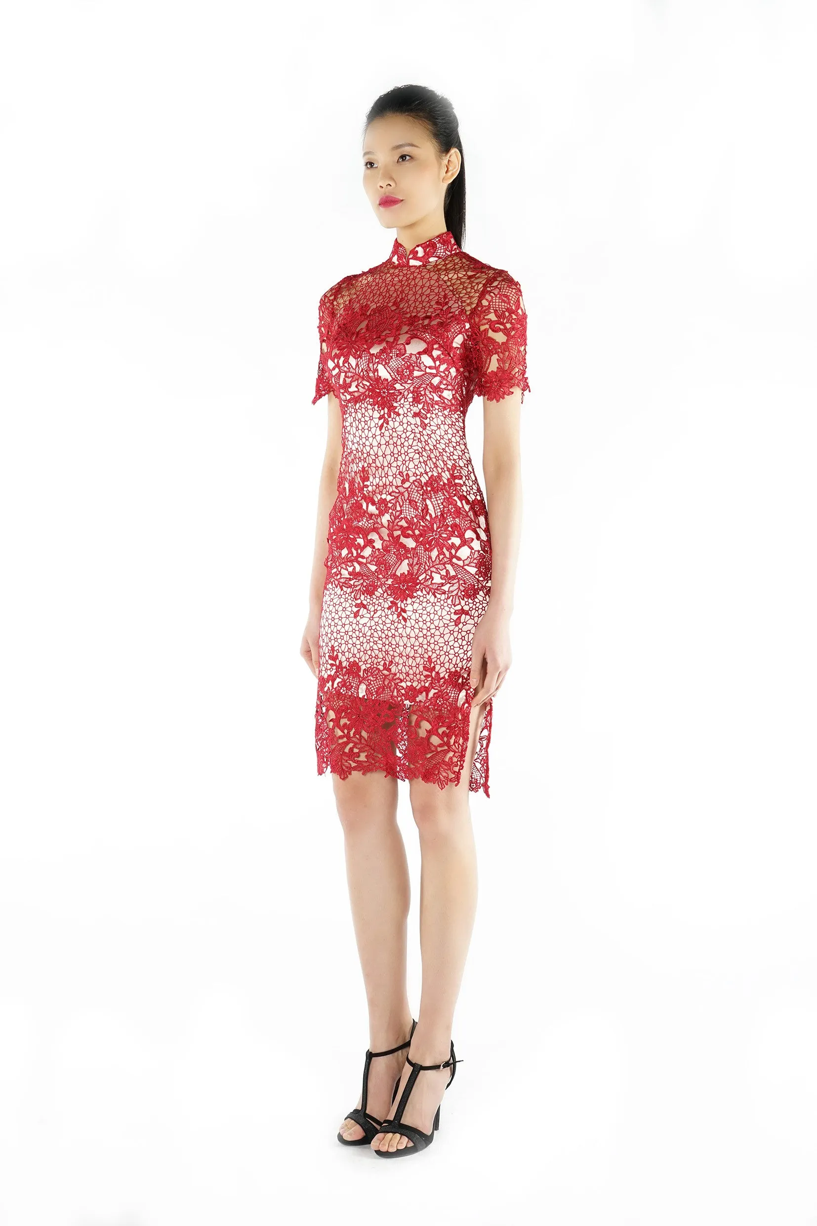 Red Floral Lace Quarter Sleeves Qipao