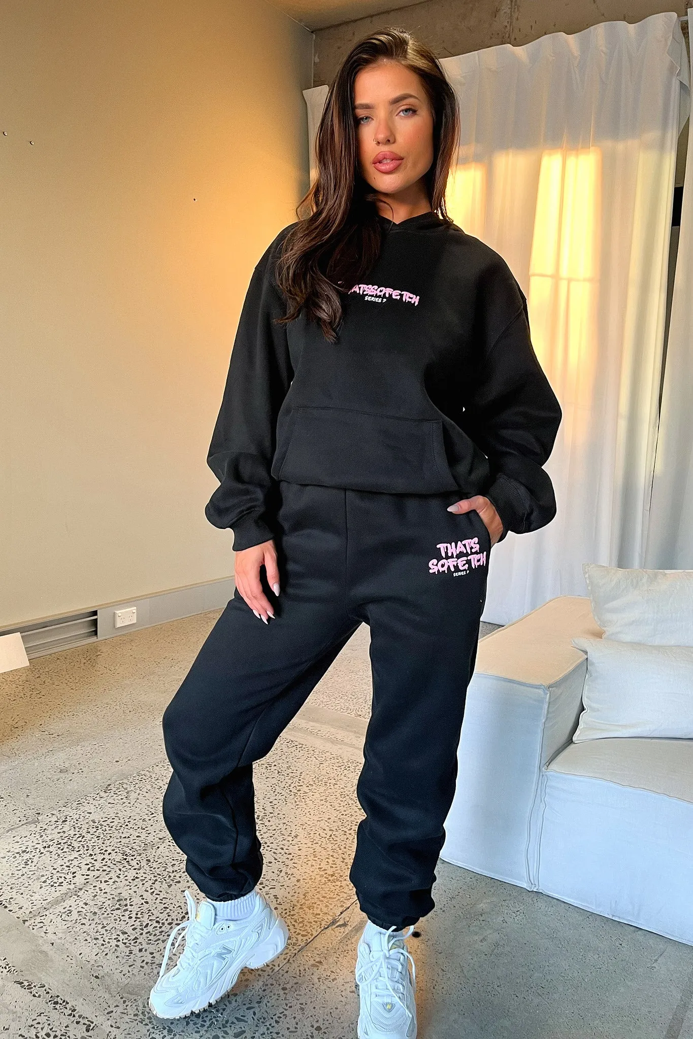 Series 7 Sweatpants - Black/Pink