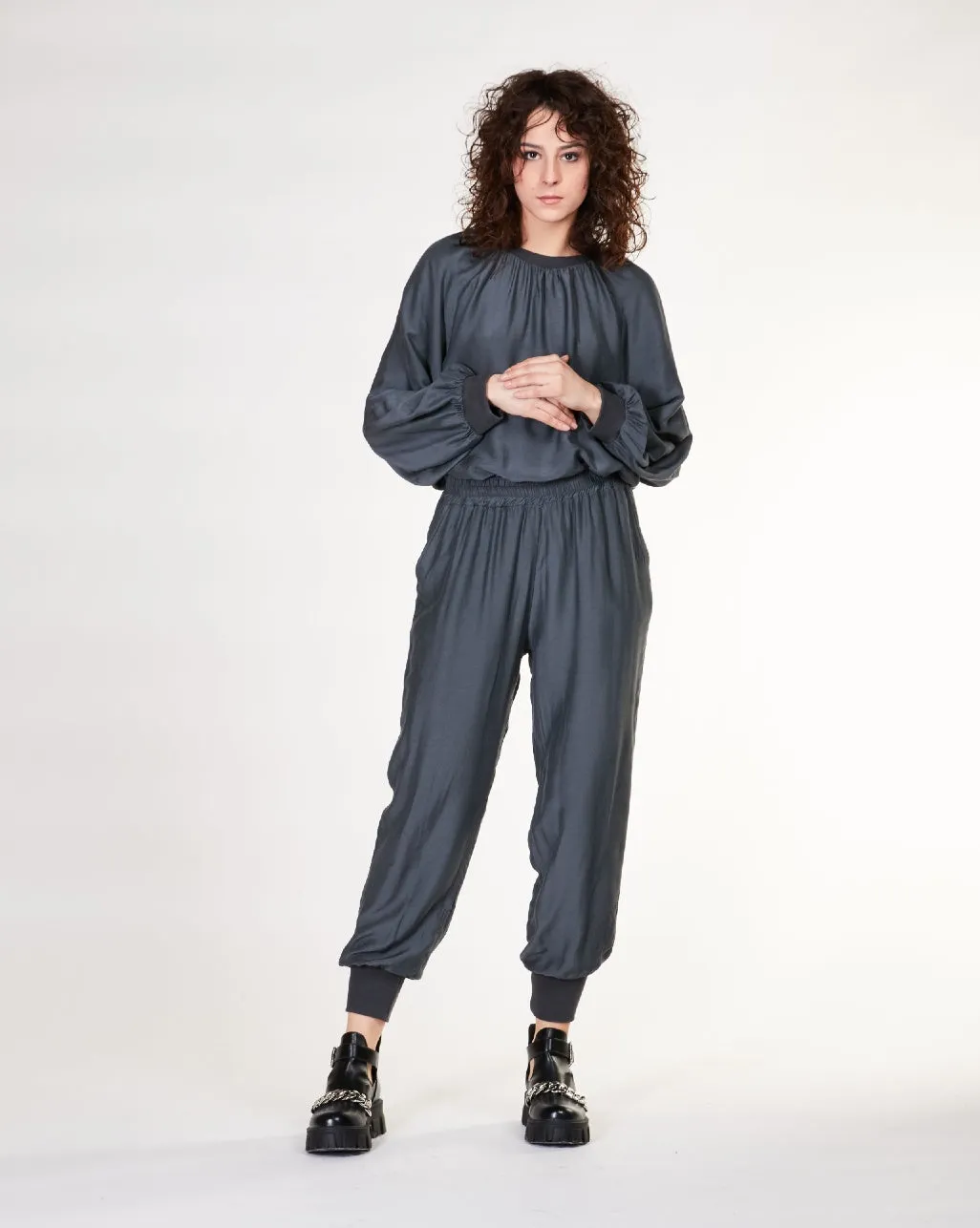 Silk Blend Elastic Jogging Pant