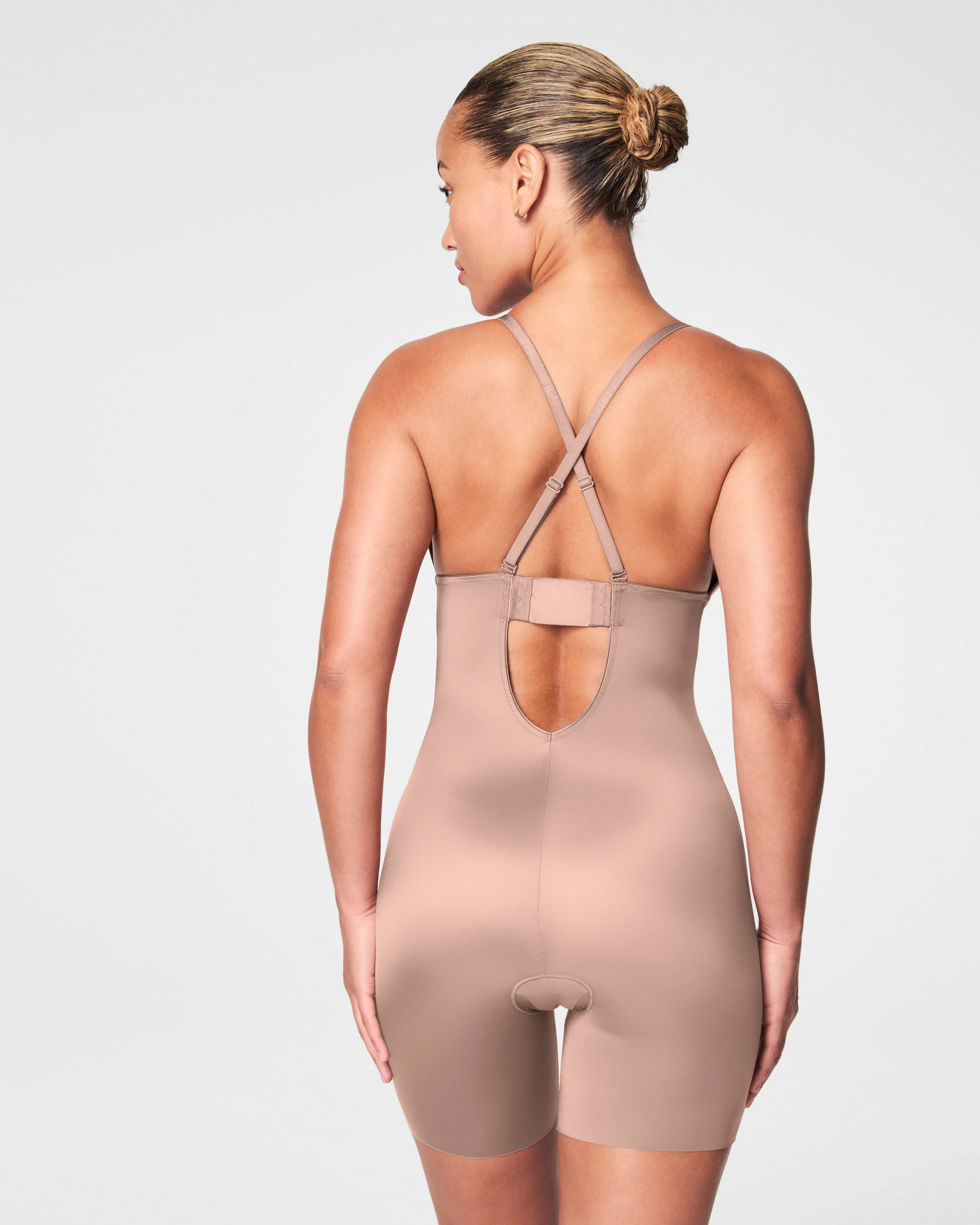 SPANXshape™ Suit Your Fancy Plunge Low-Back Mid-Thigh Bodysuit