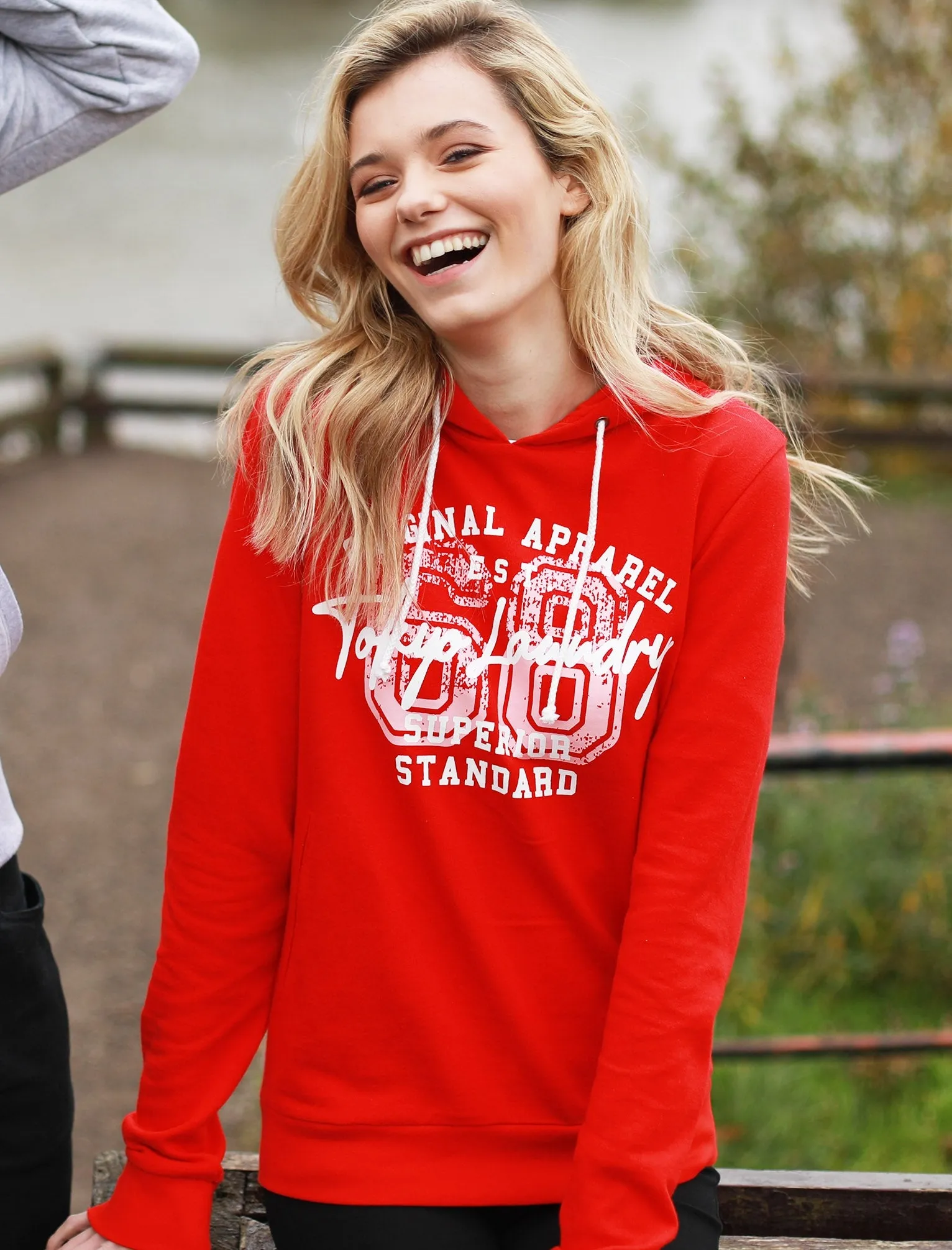 Teaple Motif Pullover Hoodie In Lollipop Red - Tokyo Laundry