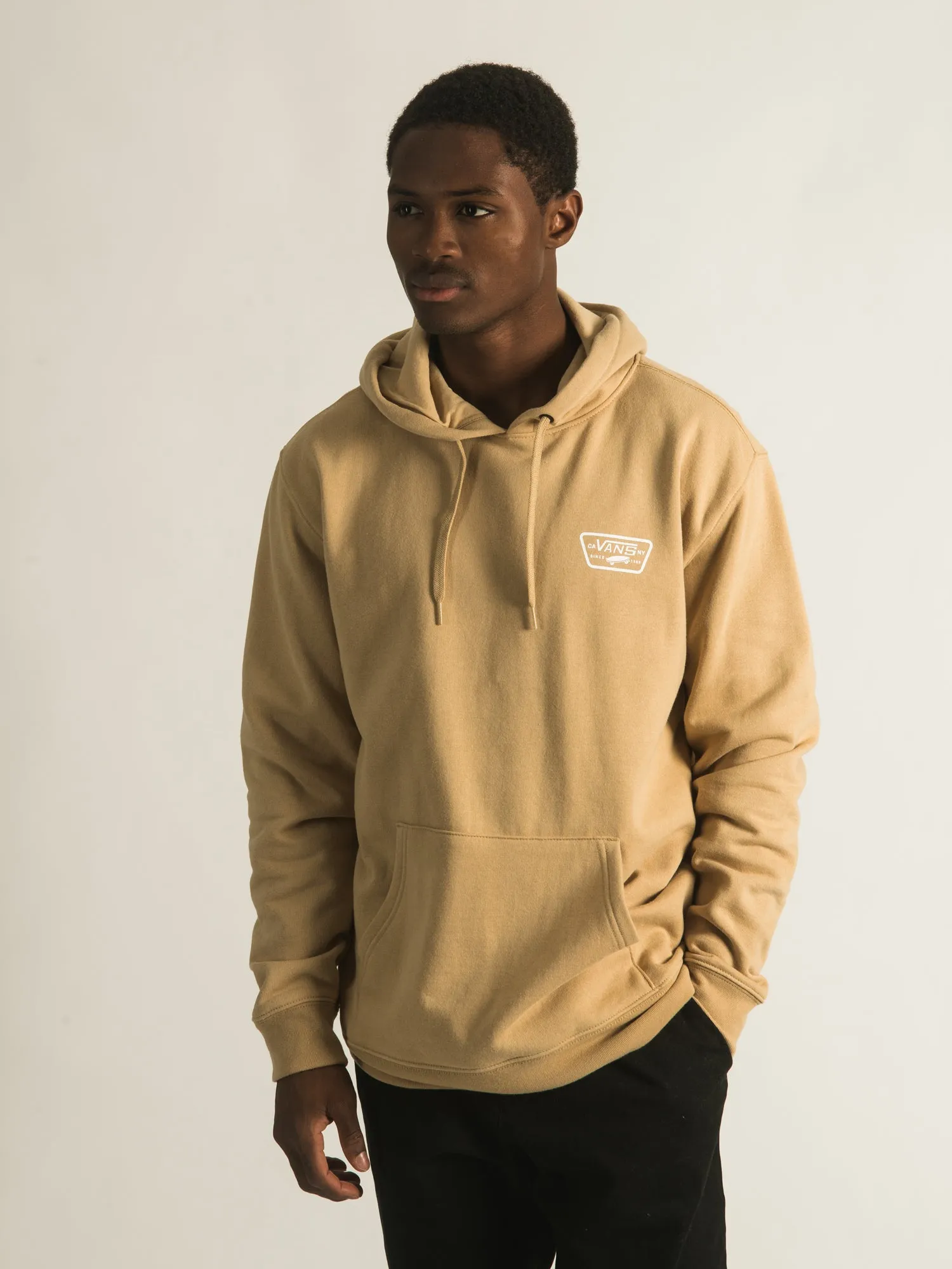 VANS FULL PATCHED BACK PULLOVER - CLEARANCE